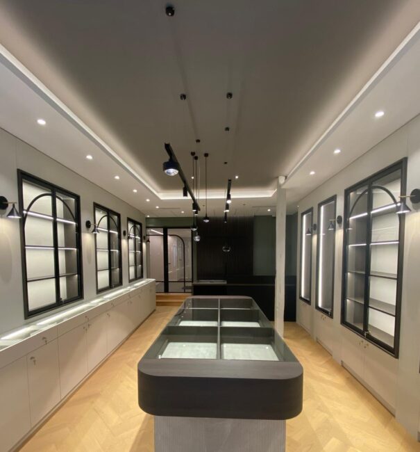 IMG 20250618 WA0021 e1753341525647 - Forge de Laguiole installe sa nouvelle boutique à Toulouse : cap sur la rue boulbonne